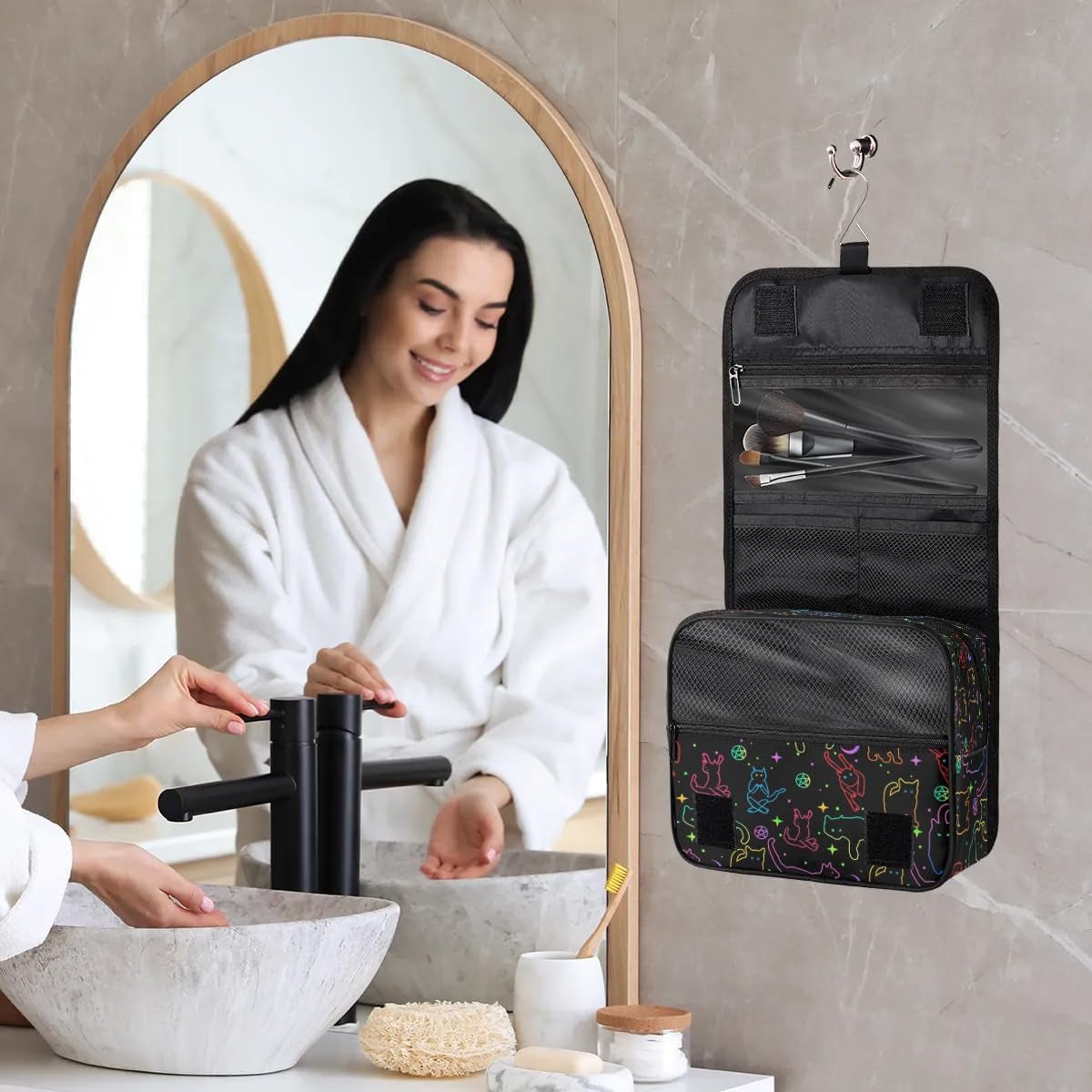 Hanging Toiletry Bag Black Cats, Makeup Cosmetic Bag Bathroom Travel Bag Organizer Large for Women Girls